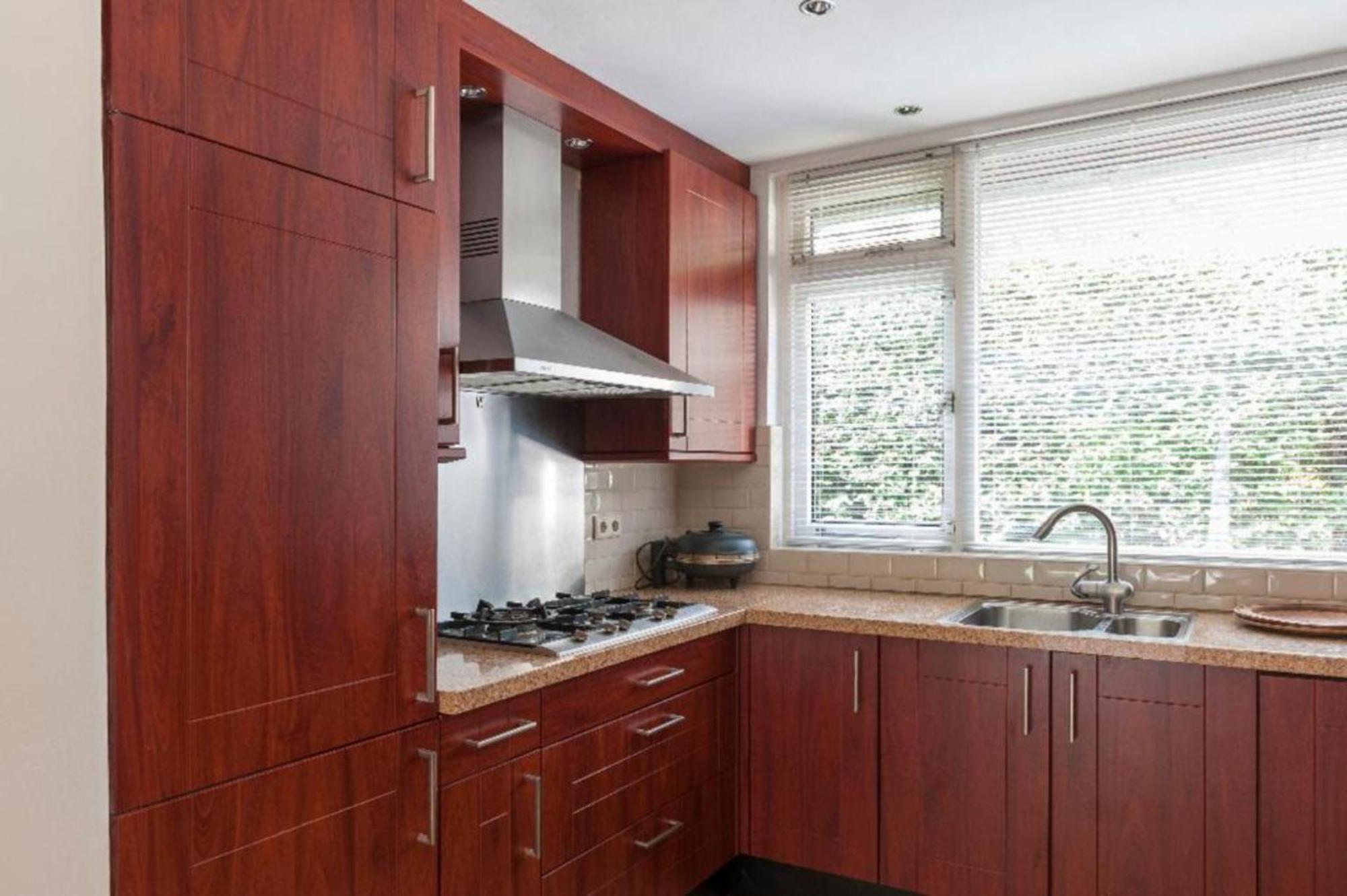 Ground Floor And Twin Bedroom In Luxurious Villa With Beautiful Garden Very Near Tue And Centre アイントホーフェン エクステリア 写真