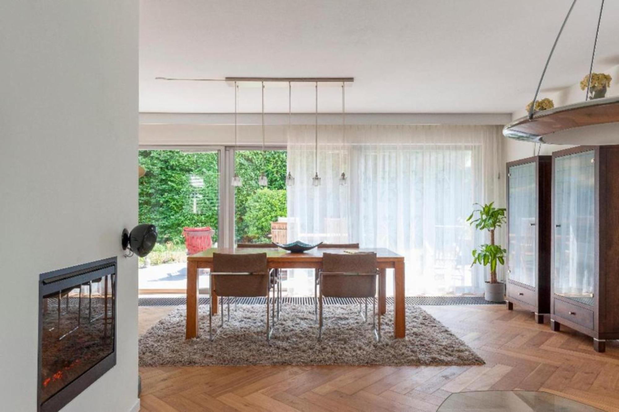 Ground Floor And Twin Bedroom In Luxurious Villa With Beautiful Garden Very Near Tue And Centre アイントホーフェン エクステリア 写真